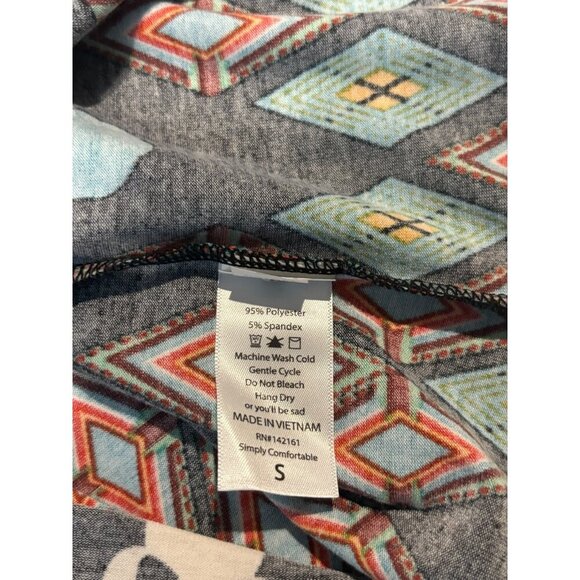 LuLaRoe Randy Disney Grey & Black Minnie Mouse Top - Picture 7 of 7